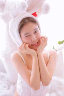她快高潮时故意拔出来会怎么样